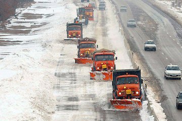 ثبت رکورد در برفروبی جادهای/ انجام برفروبی در بیش از ۲۰ هزار کیلومتر راه طی ۲ روز راهداری زمستانی