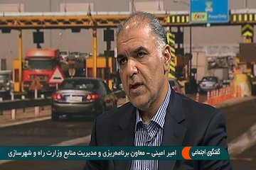 نرخ عوارض در طرح پرداخت الکترونیکی تغییر نمیکند / اضافه شدن ۱۰ آزادراه جدید در طرح پرداخت از تیرماه۹۸ / کاهش ترافیک و مصرف سوخت با حذف گیتهای عوارضی برنامه