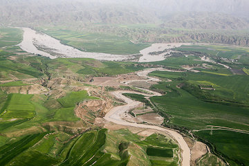 ارایه تسهیلات به ۳۲۳۷۴ مالک خسارتدیده از سیل خوزستان/۲۱۴ میلیاردتومان کمک بلاعوض به سیلزدگان پرداخت شد/توزیع ۸۹۱۹ میلگرد و ۵۴۴۳۵ تن سیمان رایگان سیل