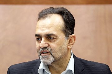 موافقت وزارت نفت با تامین نقدینگی تکمیل ۵۰۰ واحد مسکونی مسجدسلیمان/ بخشی از اراضی ارتش در مسجدسلیمان برای ساخت مسکن در اختیار وزارت راه قرار میگیرد عباس فرهادیه
