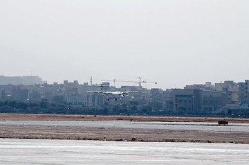 افزایش مجوز پروازهای اربعین/ برقراری ۶۵۰ پرواز برای اعزام و بازگشت زائران اربعین حسینی  فرودگاه مهرآباد هواپیما نشست