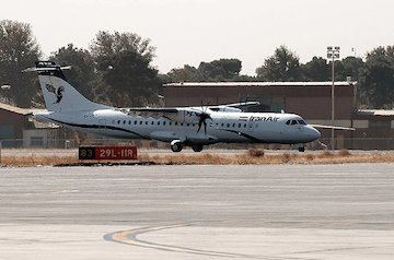 فرودگاه مهر آباد هواپیما