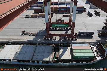 حرکت بندرامام (ره) به سمت کانون اولینهای تجارت رشد 90 درصدی تخلیه  کالاهای اساسی در بندر امام