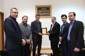 تعامل رسانهاي موجب شفافيت در پاسخگويي و مطالبات كابران حمل و نقل و راهداري است فخاران