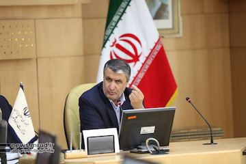افتتاح پروژههای طرح اقدام ملی در ۱۰۰ نقطه با حضور رییسجمهوری/ نیازمند بانک توسعهای در حوزه کار وزارت راه و شهرسازی هستیم / ساختمانسازی جلوهای از تمدن است   برگزاری جلسه شورای مسکن
