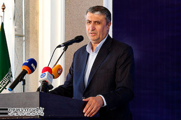 عملیات اجرایی خط آنتنی نهاوند در راه آهن غرب کشور آغاز شد محمد اسلامی