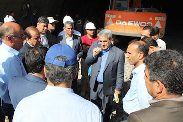 تداوم فعاليت پروژه هاي بزرگراه ايلام- مهران در قطعات مختلف  بازدید از راه ایلام مهران