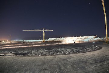 بازدید وزیر راه و شهرسازی از پروژههای نیمهتمام بناب ورزشگاه