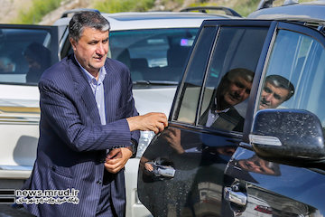 اهداف و برنامههای ترانزیتی کشور با توسعه طرحهای ریلی و آزادراهی اذربایجان شرقی سفر وزیر راه و شهرسازی به آذربایجان شرقی و افتتاح و کلنگ زنی چندین پروژه عمرانی(1)