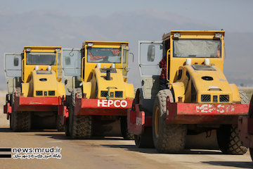 عملیات اجرایی ۱۰۸۰ واحد مسکونی طرح اقدام ملی مسکن در شاهینشهر  آغاز شد سفر وزیر راه و شهرسازی به آذربایجان شرقی و افتتاح و کلنگ زنی چندین پروژه عمرانی(2)