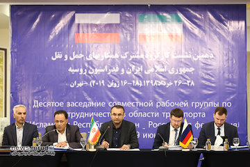 ایران آماده پیاده سازی آزمایشی گلوناس در شبکه ملی ترانزیت است / همکاریهای موفقیتآمیزی میان ایران و روسیه شکل گرفته است دهمین نشست کارگره مشترک همکاری های حمل و نقل ایران و روسیه