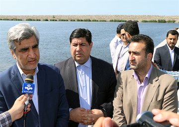 ضرورت بهره گیری از تمام ظرفیت مجتمع بندری انزلی/ تخصصی شدن اسکله ها به رونق بندر کمک می کند بازدید