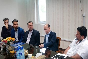 بیش از ۸۰ درصد تجارت وزنی ایران از طریق بنادر جنوبی کشور صورت می گیرد جلسه