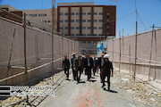 بازدید وزیر راه وشهرسازی از بیمارستان در حال احداث تربت حیدریه
