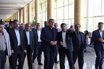 بازدید محمد اسلامی وزیر از فرودگاه مشهد