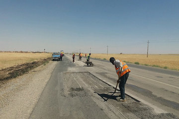 عملیات بهسازی محورهای آسیب دیده در سیل خوزستان اولویت بندی می شود ترمیم آسفالت