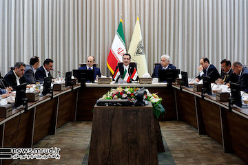 تسهیل حملونقل جهانی؛ فایده احداث راهآهن شلمچه-بصره   نشست سه جانبه همکاریهای حملونقل ریلی بین ایران، عراق و سوریه