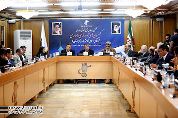 باید تفکر مدیریت پایدار داشته باشیم/ نبود انطباق در مدیریت شهری موجب چالشهای فراوانی شده است حضور وزیر راه و شهرسازی در نخستین اجلاس مجمع مشورتی روسای کمیسیون های شهرسازی و معماری