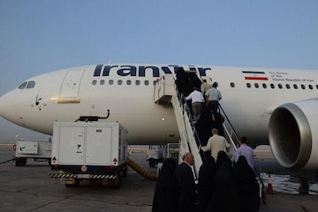 دهمين روز از عمليات حج؛ اعزام ۴۰۰۰ زائر خانه خدا از فرودگاههای کشور
 حجاج