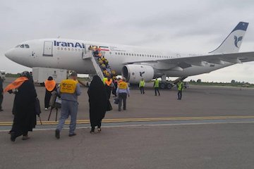 پايان عمليات پروازهای حج تمتع در فرودگاه بينالمللی زاهدان
 حجاج