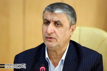 موانع توسعه فرودگاه اصفهان برطرف شده است/ بهرهبرداری از کنارگذر شرق اصفهان تا پایان سال از اهداف وزارت راه و شهرسازی است محمد اسلامی