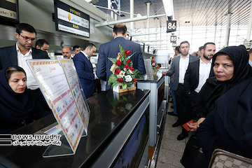 رشد ۲۰۲ درصد پروازهای ورودی به فرودگاه امام خمینی (ره) در نوروز۱۴۰۱/جابجایی بیش از ۲۷۸ هزار مسافر هوایی در ۱۲ روز گذشته انجام نخستین پرواز داخلی در فرودگاه امام خمینی (ره)