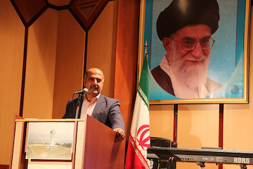 از بازنشستگان ، کارمندان نمونه دانش آموزان ممتاز راه و شهرسازي مازندران تقدير شد نظری