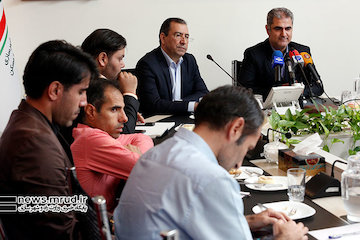 سهم دولت و سازنده در طرحهای مشارکتی در هر پروژه متفاوت است نشست خبری مدیرعامل سازمان ملی زمین و مسکن