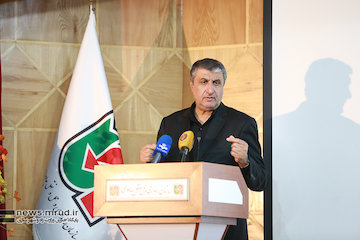 لزوم آمادهسازی مسیرهای تردد زائران اباعبدالله الحسین (ع) تا پیش از شروع حرکت حماسی مردم/ باید نظام یکپارچه هوشمند حملونقل جادهای ایجاد شود/ بخش اول اعتبار بازسازی و ترمیم راههای آسیبدیده در سیل ابلاغ شد نشست هم اندیشی مدیران راهداری و حملونقل جادهای با حضور وزیر راه و شهرسازی