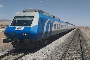 اجرای مرحله دوم تخصیص منابع مالی راهآهن از محل تبصره ۱۸ تا پایان سال/ یک میلیارد دلار برای اشتغالزایی و تولید پیشبینی شده است رجا