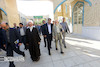 حضور وزیر راه و شهرسازی بر سر مزار شهدای گمنام شهر جدید بهارستان و افتتاح مسجد این شهر