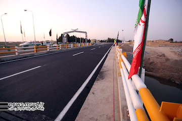 احداث و نگهداری بیش از ۱۱ هزار و ۴۰۰ کیلومتر از محورهای فرعی و روستایی کشور طی یک سال اخیر افتتاح  ۲ جاده روستایی و یک پل اتصالی در سفر وزیر راه و شهرسازی به اصفهان