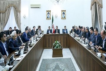 اقتصاد دریامحور باید یکی از جهت گیریهای اصلی کشور باشد/ عملکرد بخش دریایی کشور در شرایط تحریم درخشان بوده است جلسه جدید