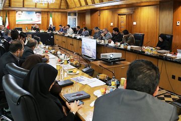 دستورالعمل نظارت بر چگونگی فعالیت ارائه دهندگان خدمات هوشمند مسافر بررسی شد/ انتقال پایانههای اتوبوس بین شهری به خارج از شهر منسوخ است جلسه