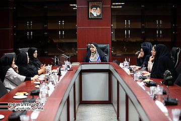 نخستین جلسه کارگروه تخصصی حمل و نقل برگزار شد / بررسی نقش بانوان در کاهش مخاطرات و تصادفات جادهای تشکیل کارگروه تخصصی حمل و نقل و نقش بانوان در کاهش مخاطرات جاده ای