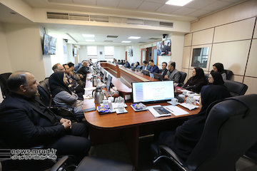 هفتمین نشست ساماندهی مرکز سیاسی و اداری کشور در وزارت راه و شهرسازی برگزار شد/ ارایه پیشنویس سند سیاستگذاری و تمرکززدایی تهران برگزاری هفتمین جلسه کارگروه شورای ساماندهی مرکز سیاسی و اداری پایتخت