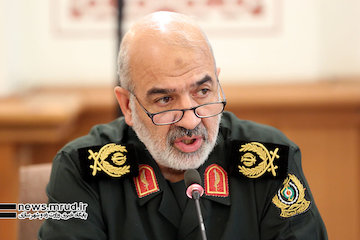 مکانسنجی و نیازسنجی برای مسکن نیروهای مسلح تا ۹۰ درصد انجام شده است سومین نشست نمایندگان وزارتخانه های راه و دفاع برای احداث یکصدهزار واحد مسکونی نیروهای مسلح