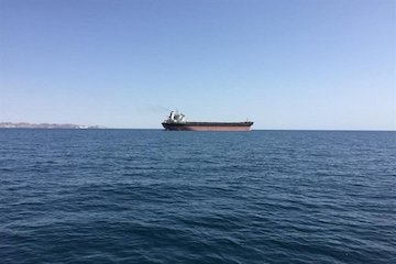 انفجار در بدنه نفتکش ایرانی در دریای سرخ/ همه کارکنان نفتکش؛ سالم و در وضعیت ایمن هستند/ بدنه نفتکش آسیب اندکی دیده است نفتکش