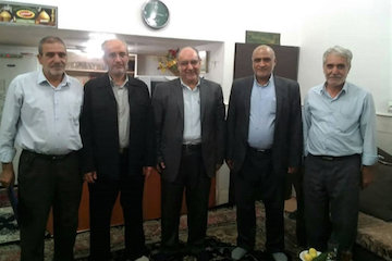 تقدیر از طلایهداران عرصه جهاد وایثار ، پاسداشت آرمانهای انقلاب اسلامی است رحماني