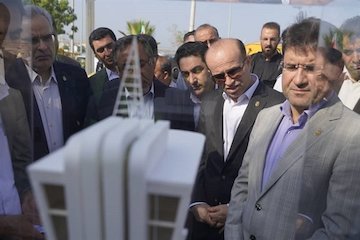 عملیات اجرای برج کنترل ترافیک دریایی بنادر کشور در بندر چابهار آغاز  شد/ روند ورود کشتیهای تجاری به بندر چابهار؛ رضایت بخش است بازدید