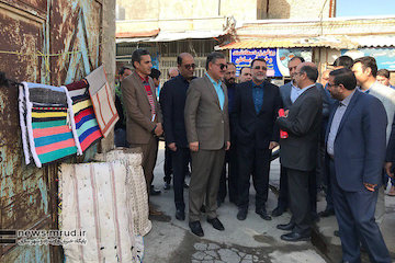 باید خانههای تاریخی را به واحدهای درآمدزا و خودکفا تبدیل کنیم بازدید معاون وزیر راه و شهرسازی و مدیرعامل شركت بازآفرينی شهری ایران از طرح های بازآفرینی شیروان