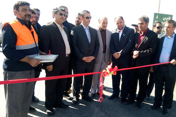 اصلاح محل پرحادثه ۵۰ واحد در محور کمیجان- میلاجرد بهره برداري