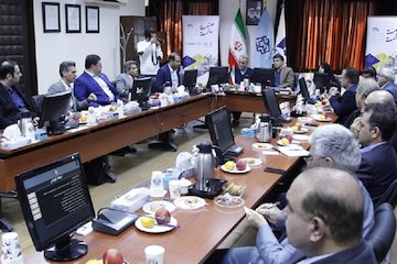 ارایه قابلیتها و ظرفیتهای جمهوری اسلامی ایران در دومین همایش صنعت ساخت جلسه