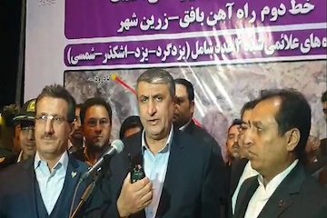 خط راه آهن میبد – رخش  با حضور وزیر راه و شهرسازی بهره برداری شد مراسم