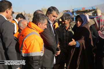 بازدید وزیر راه و شهرسازی از ۱۰ روستای زلزلهزده آذربایجان شرقی وزیر راه و شهرسازی از ۱۰ روستای زلزلهزده سراب بازدید کرد