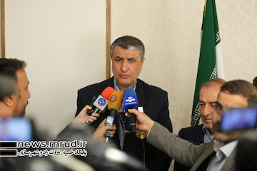 با ایده ساخت واحدهای 30 و 40 متری در تهران مخالفیم/ زمین مورد نیاز شورایعالی استانها را تامین میکنیم/ آسیبشناسی طرحهای جامع بهجای تدوین مجدد حضور وزیر راه و شهرسازی در بیست و پنجمین اجلاس شورای عالی استانها