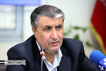 تحقق توازن و عدالت اجتماعی با توسعه زیرساختهای حملونقلی/ باند جدید، ایمنی و ظرفیت فرودگاه اردبیل را افزایش میدهد/  قطار تا پایان دولت به ایستگاه اردبیل میرسد محمد اسلامی