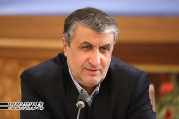 تحرکبخشی به صنعت ساختمان با احداث ۱۰۰ هزار واحد مسکونی نیروهای مسلح/شرکتها و موسسات بزرگ نظامی در ساخت و ساز ورود کنند سومین جلسه راهبردی احداث یکصد هزار واحد مسکونی نیروهای مسلح