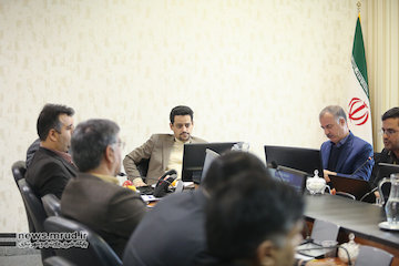نخستین نشست تدوین سند برنامه توسعه راه و شهرسازی استان کردستان برگزار شد