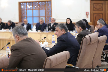 تولید مسکن پایدار میشود/تشکیل کمیته مشترک وزارت راه و بانکها  نشست وزیر راه و شهرسازی با مدیران عامل بانک های سراسر کشور